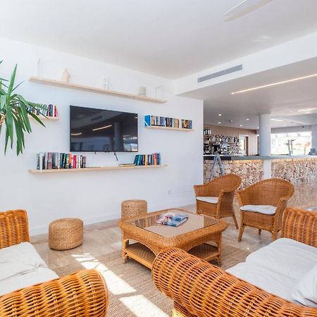 Aparthotel Comitas Isla Del Aire Punta Prima  Zewnętrze zdjęcie