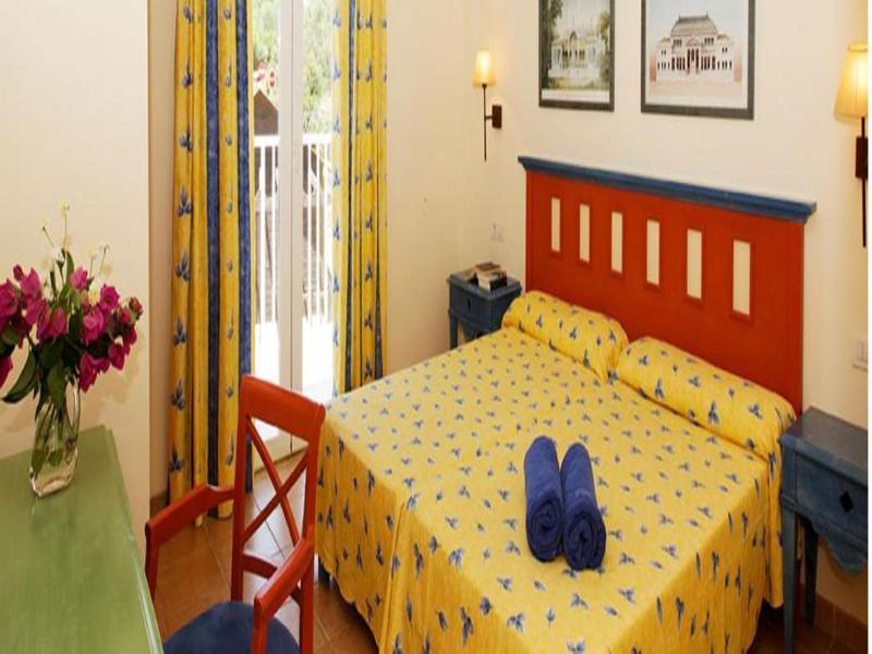 Aparthotel Comitas Isla Del Aire Punta Prima  Zewnętrze zdjęcie